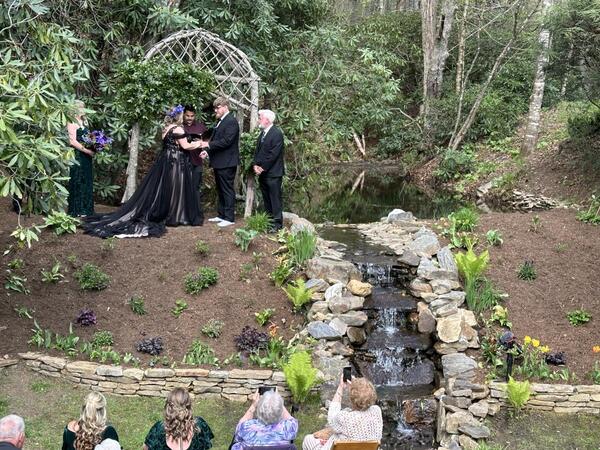 New River Escape Barn