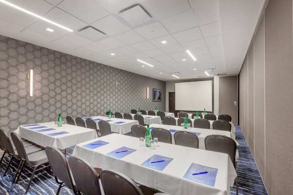 Glo Best Western Mississauga Corporate Centre