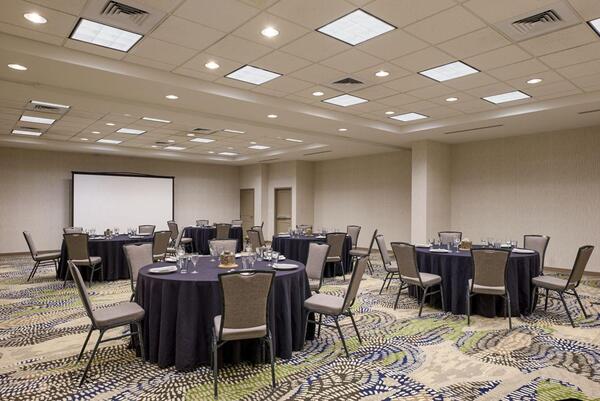 Residence Inn Phoenix Desert View At Mayo Clinic