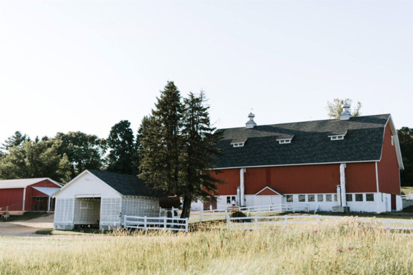 Dellwood Barn Weddings