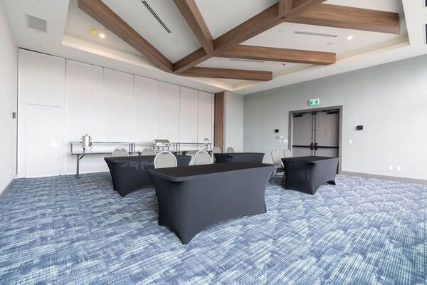 Sandman Signature Dartmouth Hotel & Suites