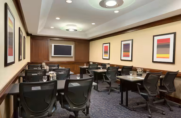 Embassy Suites Chicago - North Shore/Deerfield