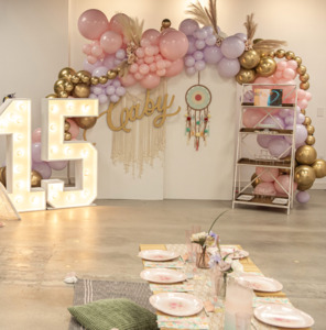 Quinceañeras / Sweet Sixteen