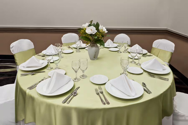 The Wingate by Wyndham Round Rock Hotel & Conference Center