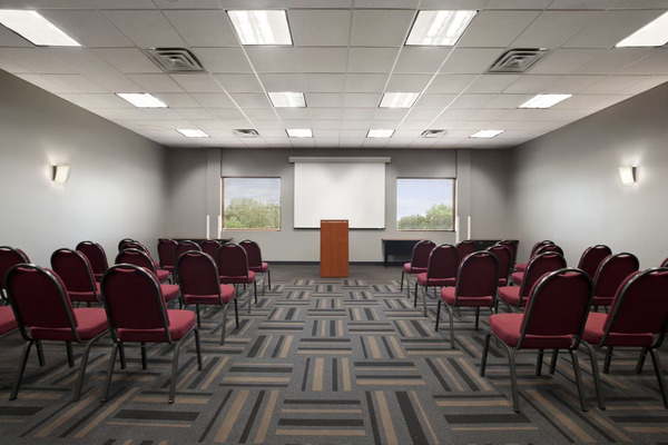 The Wingate by Wyndham Round Rock Hotel & Conference Center