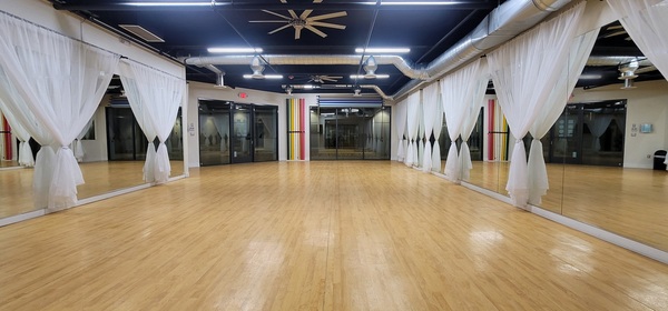 Scottsdale Selfie | Event Venue and Photo Studio