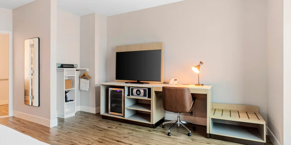 EVEN Hotel Waco - University Area