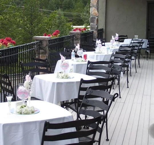 Arrowhead Manor Bed & Breakfast Inn & Event Center