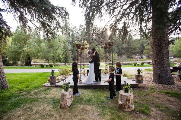 Highland Haven Creekside Inn