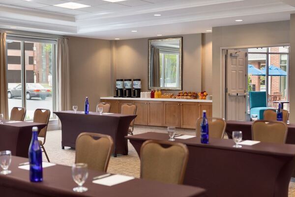 Hilton Garden Inn Stony Brook
