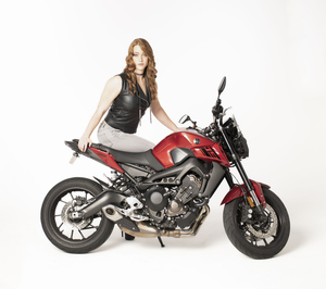 Photo & Video Sessions (Portraits, Branding, Editorial)