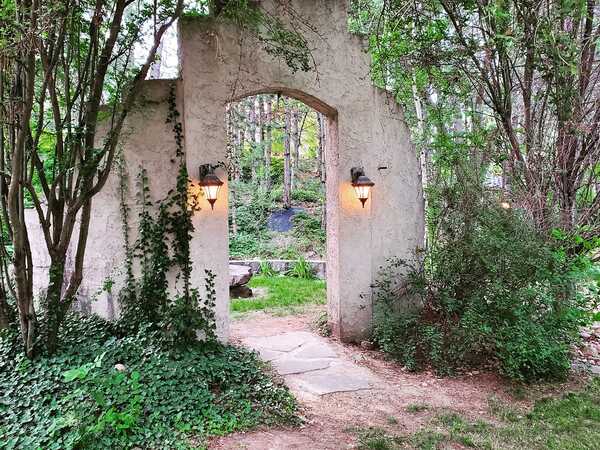 Wild Rose Manor Wedding & Event Center