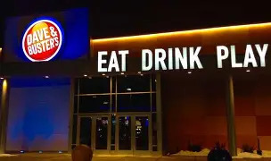 Dave & Busters