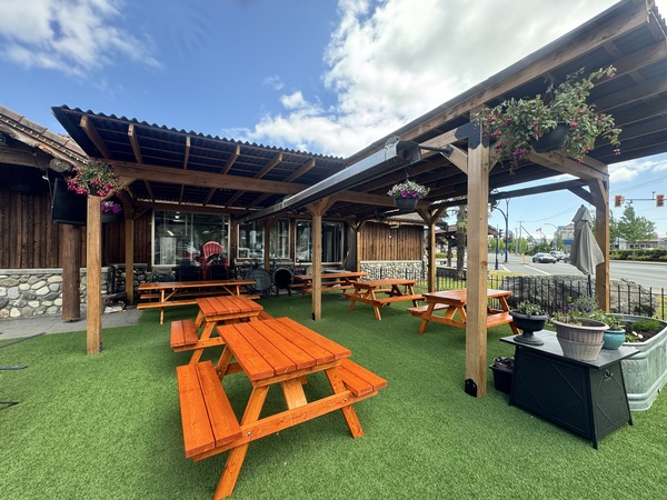 Ryes & Shine Craft Distillery