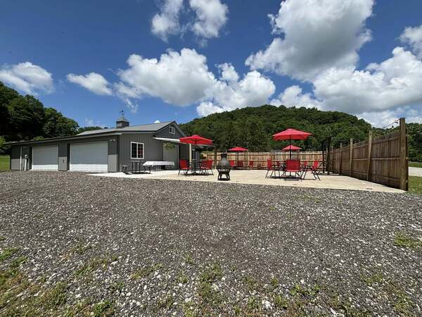 Genesis Grove Events and Lodging