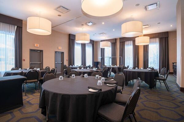 Sandman Signature Edmonton South