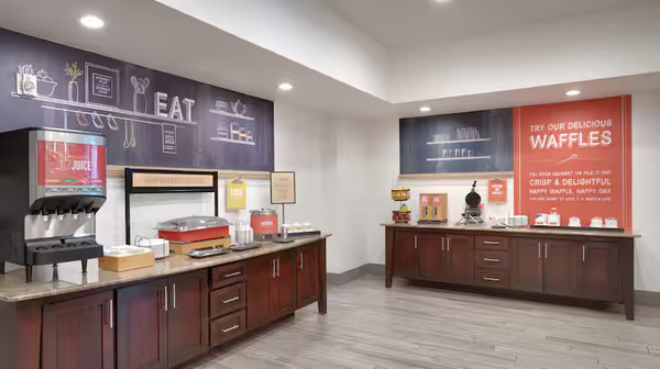 Hampton Inn & Suites FW Burleson