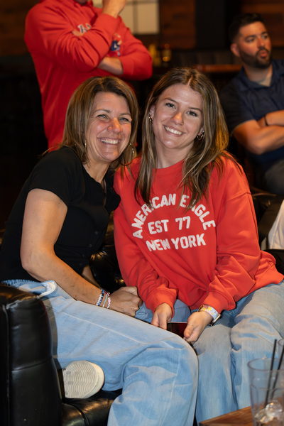 Splitsville | Bowling, Golf Simulators, Darts & Live Music with Howl at the Moon!