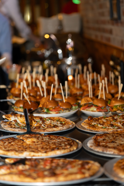 Splitsville | Bowling, Golf Simulators, Darts & Live Music with Howl at the Moon!