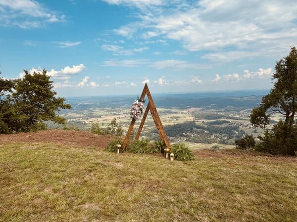 McCloud Mountain Wedding and Event Venue