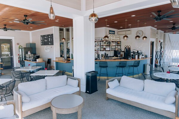 HavenHouse Eatery & Coffee Bar