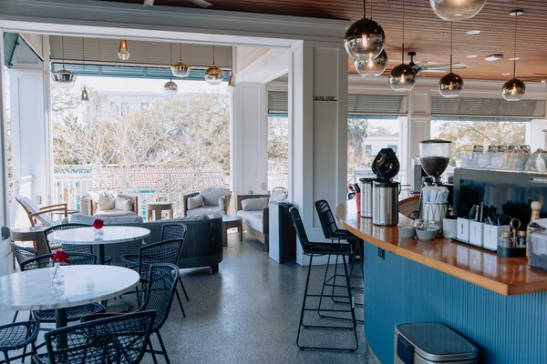 HavenHouse Eatery & Coffee Bar