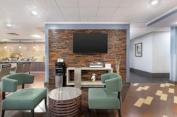 Best Western Savannah Airport Inn and Suites