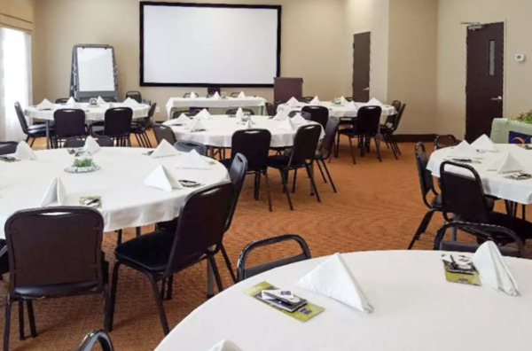 Sleep Inn & Suites Belmont / St. Clairsville