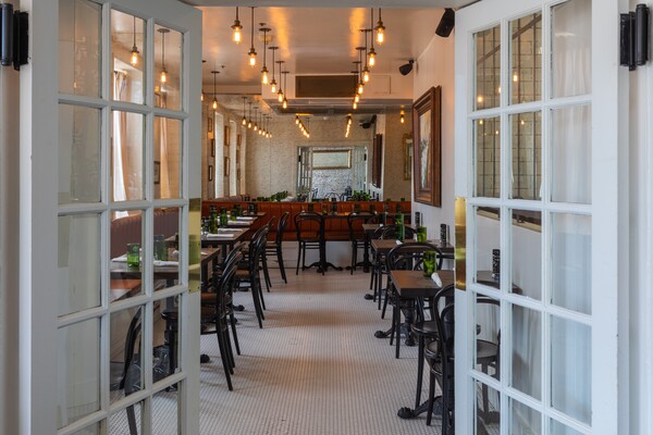 The William Fell, Tapestry Collection by Hilton