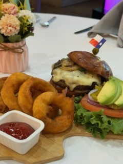 Exodus Bar and Grill