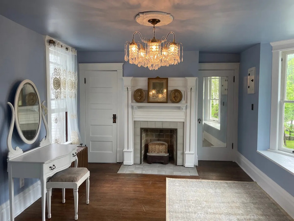 The Senator's Mansion