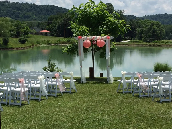 Annie Lane Wedding Resort