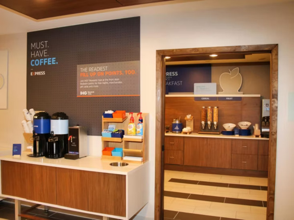 Holiday Inn Express & Suites Douglas