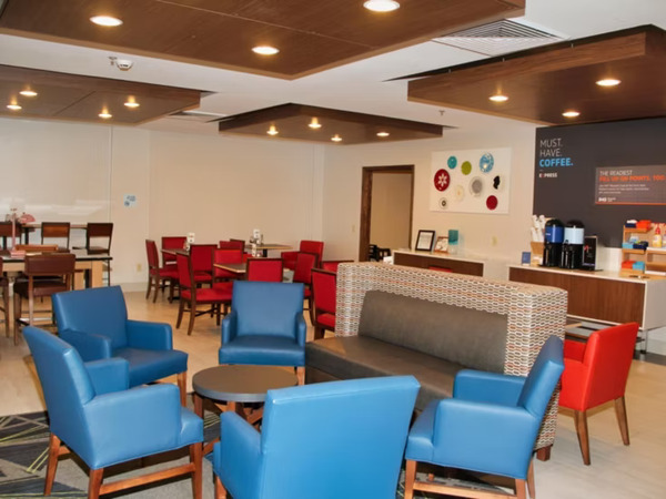 Holiday Inn Express & Suites Douglas