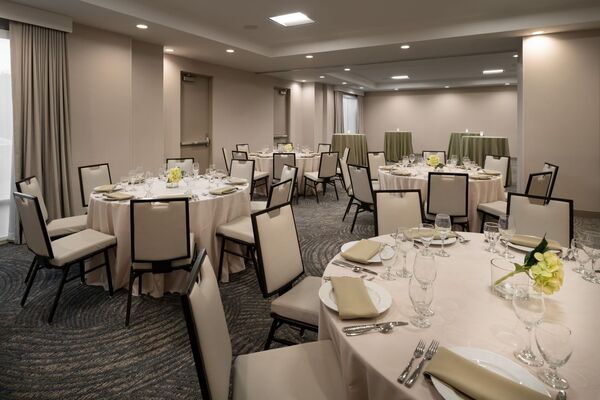 Courtyard by Marriott San Francisco Airport Burlingame