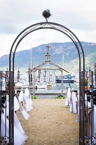 Oceanfront Suites At Cowichan Bay