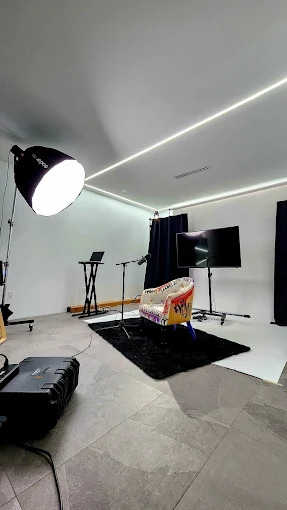 555 Entertainment Complex