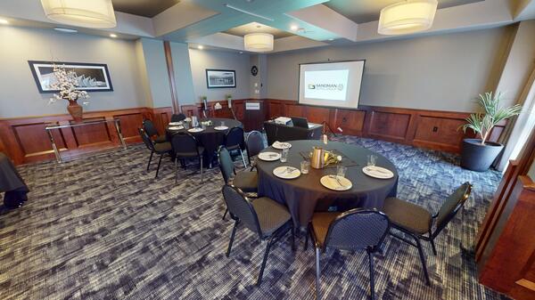 Sandman Hotel Vancouver Airport