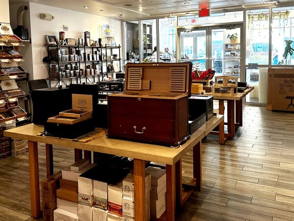 Bartolo's Cigars & Wine