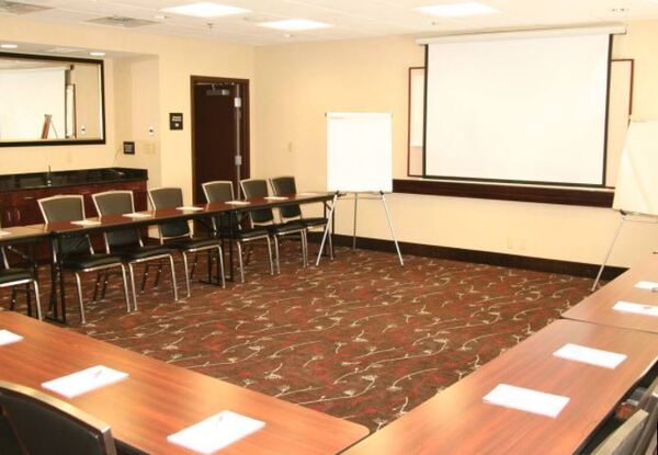 Hampton Inn & Suites Millington