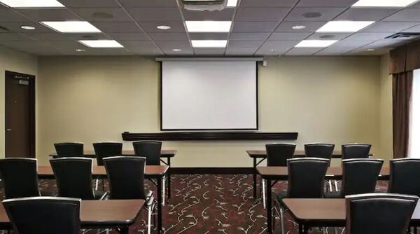 Hampton Inn & Suites Millington