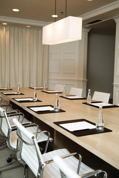 The Chicago Hotel Collection Ambassador Gold Coast