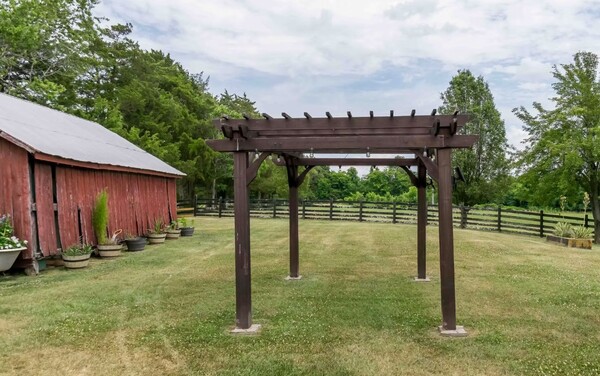 Tavern, On The Rail, Event Venue & Restaurant