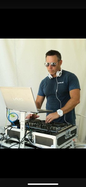 Dj Michael Greenspan