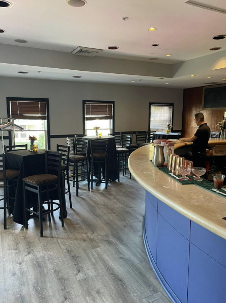 Metropolitan Kitchen & Lounge