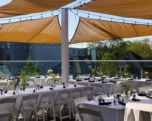 Metropolitan Kitchen & Lounge