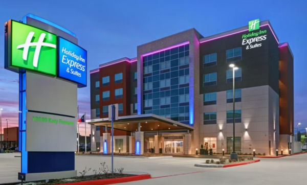 Holiday Inn Express & Suites Houston Memorial City Centre