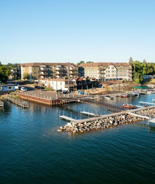 Chase on the Lake Resort & Spa