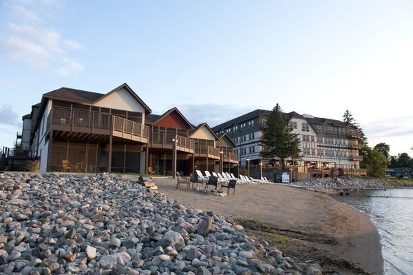 Chase on the Lake Resort & Spa
