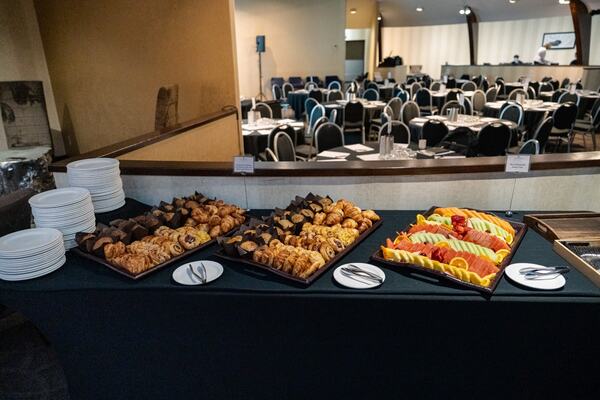 Sandman Signature Hotel & Resort Vancouver Airport